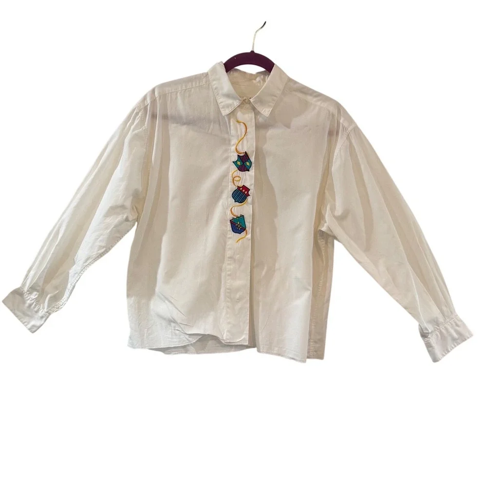 Grandmacore Y2K Academia Cottagecore White Embroidered Button Up Blouse Cotton